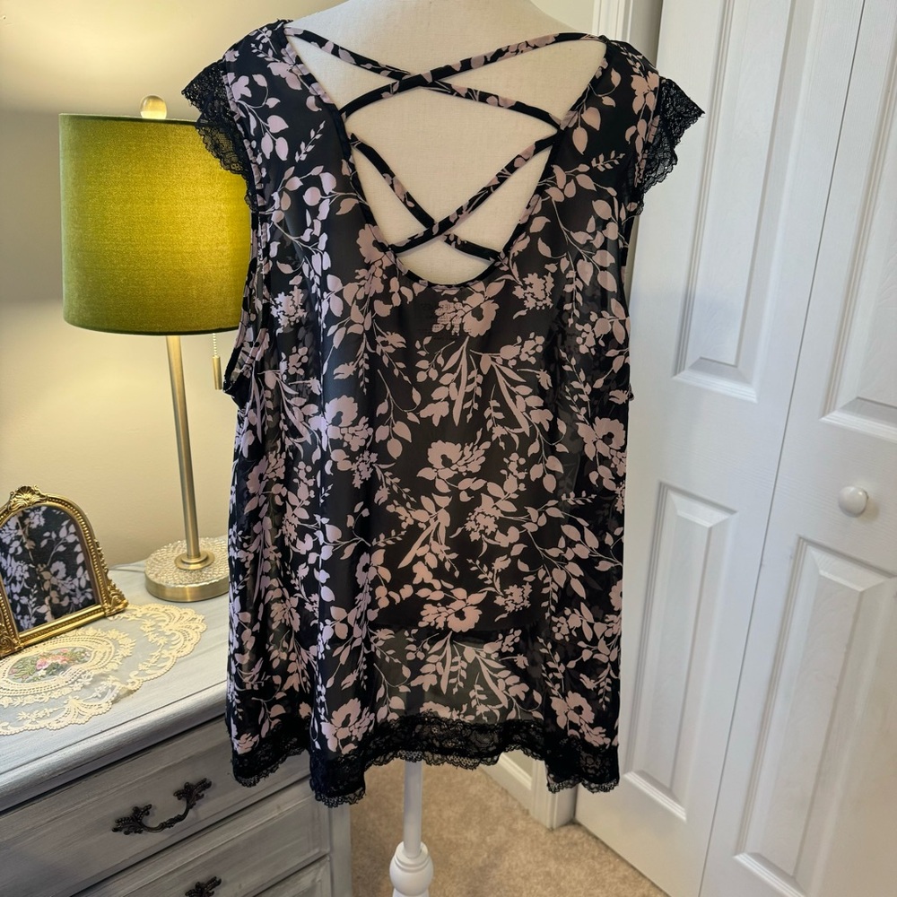 Catherines sheer sexy nightie floral and Lacey size 22/24 - Picture 2 of 8